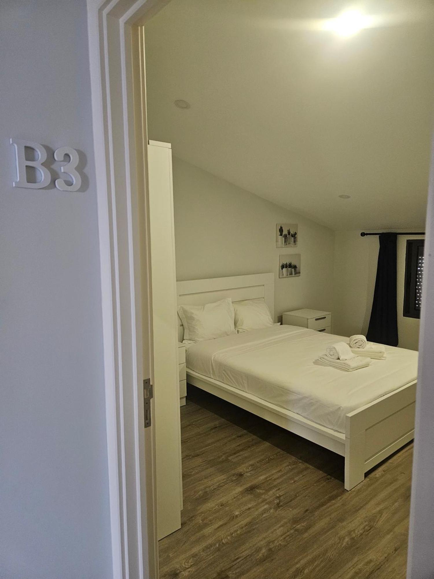 Bella Italia Coronel Miranda Guest House Ponta Delgada Exteriör bild